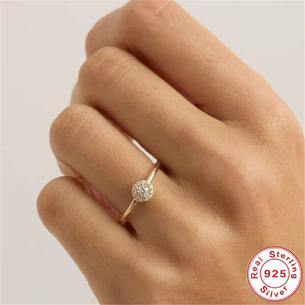 Wind Rounded Corner Moissanite Ring 18K Gold - Image 9